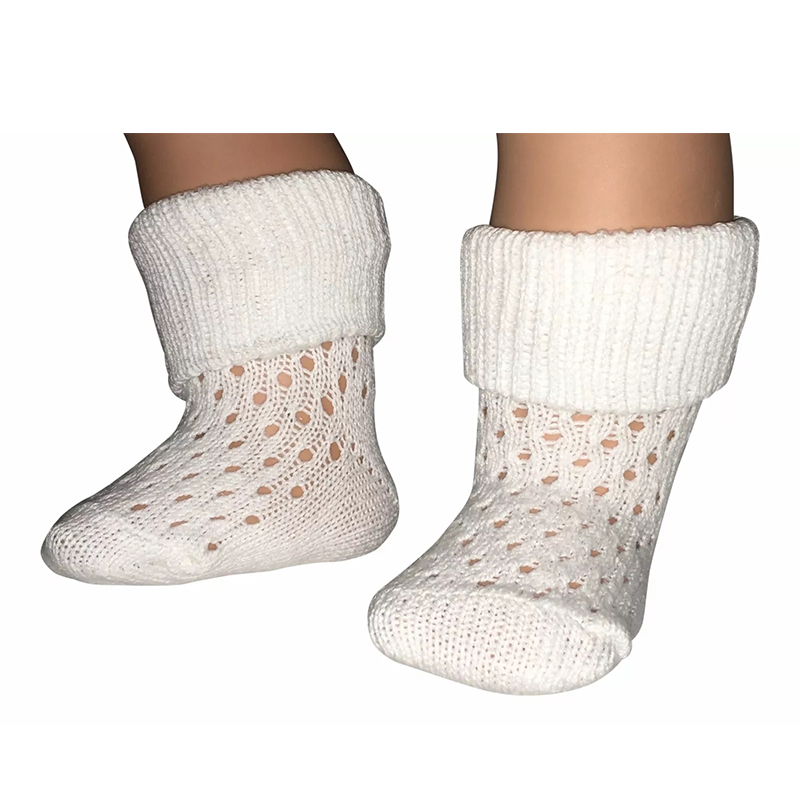 Store hule babystrømper i mesh